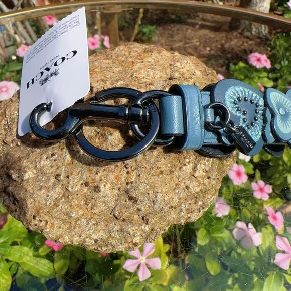 Coach Heart Blue Leather Keychain Bag - Picture 2 of 7
